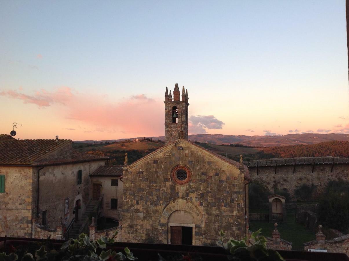 B&B In Piazza Monteriggioni Exterior foto